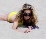 AnnaLynne McCord à Hermosa Beach, le 18 avril 2010