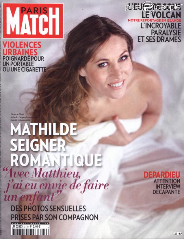 Mathilde Seigner en couverture de Paris Match
