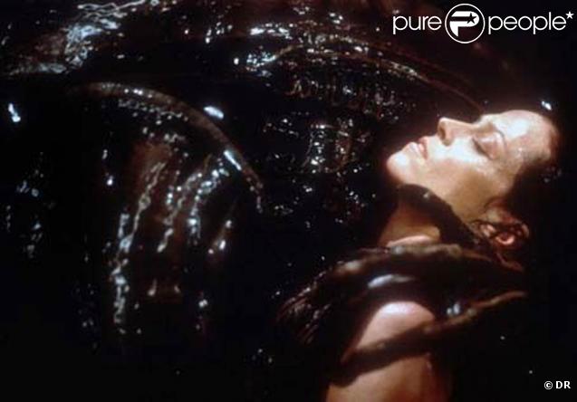 Des images d' Alien , avec la grande Sigourney Weaver. 