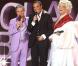 Nikos Aliagas va passer une soirée avec... deux folles !