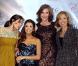 Teri Hatcher, Felicity Huffman et Brenda Strong entourent la belle Eva Longoria lors de la soirée de lancement du parfum "Eva" signée Eva Longoria dans son restaurant le Beso à Los Angeles le 27 avril 2010