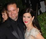 Sandra Bullock et son futur ex-mari Jesse James, à la cérémonie des Oscars, à Los Angeles, le 7 mars 2010