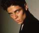 Le jeune Benicio Del Toro dans Permis de tuer