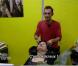Nicolas et Fabrice arrivent chez un coiffeur qui les héberge : Nicolas (qui est aussi coiffeur) trouve le moyen de remercier son hôtesse avec... une coupe à la Eva Longoria !
