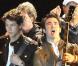  Kevin, Joe et Nick Jonas des Jonas Brothers en plein tournage de leur série Jonas au côté de la ravissante Nicole Anderson sur la plage le 5 mai 2010 