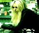 Taylor Momsen dévoile son premier clip,  Make me wanna die , signé sous le nom du groupe The Pretty Reckless .   