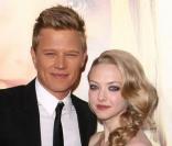 Christopher Egan et Amanda Seyfried Lors de la première du film Letters to Juliet à Hollywood le 11 mai 2010