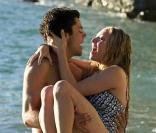Amanda Seyfried et Dominic Cooper dans  Mamma Mia . 