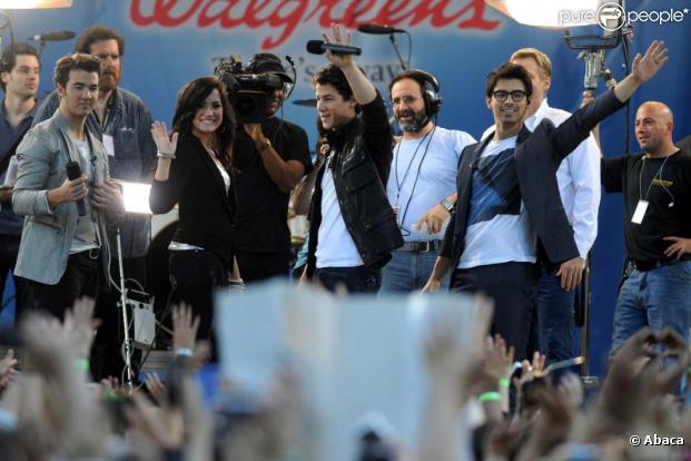 Les Jonas Brothers et Demi Lovato, qui figurent au casting du téléfilm  Camp Rock 2 , étaient les invités de l'émission Good Morning America, le vendredi 21 mai.