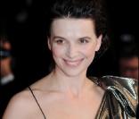 Juliette Binoche à Cannes pour présenter Copie Conforme (2010)