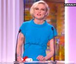 Kirsten Dunst a remis le prix de la mise en scène à Cannes le 23 mai 2010 à Tournée 