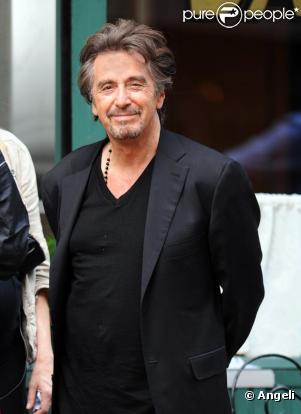 Al Pacino dans les rues de New York pour le tournage d'un pub pour les cafés australiens Victoria le 27 mai 2010.