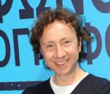 Stéphane Bern co-animera ce soir, le 55e édition de l'Eurovision de la  chanson, sur France 3, en direct d'Oslo (Norvège).