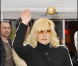 Sylvie Vartan lors d\'un concours de pétanque molle à Neuilly, le 29 mai 2010<br />