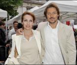 Daniel Bravo et sa femme lors de la Fête du Printemps à Neuilly, le 29 mai 2010 