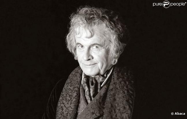 Ian Holm incarnait Bilbo dans la trilogie du  Seigneur des Anneaux... 