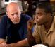 Regardez Bruce Willis et Tracy Morgan dans le trailer non-censuré et politiquement très incorrect de 