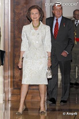 Letizia d'Espagne au Palais Zarzuela entourée de la famille royale. Le 15 juin 2010