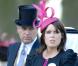 La princesse Eugénie et le Prince Andrew lors du festival de chapeaux incroyables lors de la troisième journée du Royal Ascot 2010, en Angleterre dans le Berkshire, le 17 juin 2010 