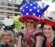 Festival de chapeaux incroyables lors de la troisième journée du Royal  Ascot 2010, en Angleterre dans le Berkshire, le 16 et le 17 juin 2010