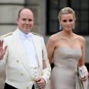 Albert de Monaco et Charlene Wittstock annoncent leurs fiançailles !