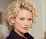 Kelly Carlson dans  Nip/Tuck 