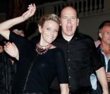 Albert de Monaco et Charlene ont la rock'n'roll attitude au concert d'Iggy Pop et de ZZ Top ! 5 Juillet 2010 