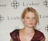 Mélanie Thierry à l\'inauguration de la boutique Lyubov, à Paris, le 7 juillet 2010.
