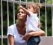 Halle Berry et Nahla passent un après-midi mère-fille au parc Griffith, à Los Angeles. 11/07/2010