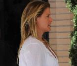 Ali Larter dans les rues de Los Angeles le 15/07/2010