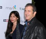 Des enregistrements détenus par sa girlfriend Oksana accablent Mel Gibson.