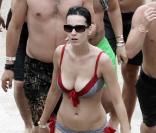 Katy Perry en vacances avec des amis et son petit frère David, aux Bahamas dans le célèbre hôtel Atlantis.