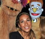Leona Lewis est les marionnettes d' Avenue Q , à Londres, le 4 août 2010