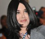 Isabelle Adjani rayonne sur tous les fronts.