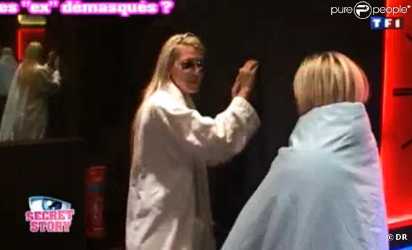 Amélie parle à Stéphanie de la proposition de secret qu'elle est sur le point de buzzer : elle concerne Senna, Coralie et Stéphanie elle-même... Amélie a vu juste !