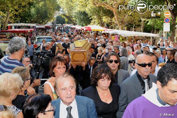 C'est à Toulon, la ville où tout a commencé pour le boîteux corse, que François Marcantoni, décédé le 17 août 2010, a été inhumé le mardi 24 août.