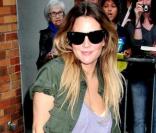 Drew Barrymore à la sortie du show John Stewart à New York le 25 août 2010