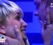 Contre 30 000 euros, Robin a accepté d'offrir à Bastien une entrevue avec sa petite amie (prime du 27 août 2010).  