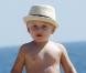 Gwen Stefani profite de ses fils Zuma et Kingston un dimanche après-midi sur la plage de Newport Beach le 29 août 2010
