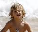 Gwen Stefani profite de ses fils Zuma et Kingston un dimanche après-midi sur la plage de Newport Beach le 29 août 2010