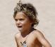 Gwen Stefani profite de ses fils Zuma et Kingston un dimanche après-midi sur la plage de Newport Beach le 29 août 2010