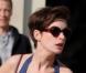 Anne Hathaway fait comme Emma Watson : elle ose la coupe courte !
