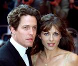 Hugh Grant et Elizabeth Hurley en 1999