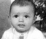  Mais qui est cet adorable bébé ? 
  Indice :  Une future star du ballon rond ! 
