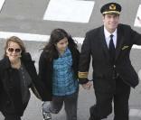John Travolta, Kelly Preston et leur fille Ella, juin 2010<br />