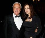 Bernard Fornas et Monica Bellucci au gala organisé au Grand Palais en faveur de la Fondation Hôpitaux de Paris-Hôpitaux de France et de l\'Institut National d\'Histoire de l\'Art. 13/09/2010