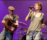 Jane Birkin lors du concert Rock sans papiers le samedi 18 septembre en soutien aux travailleurs et familles sans papiers.