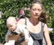 Rebecca Gayheart et sa petite Bille Beatrice, le 17 septembre 2010, à Beverly Hills