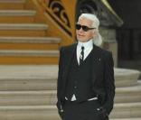 Karl Lagerfeld lors du défilé Chanel à Paris, le 5 octobre 2010