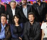 Guillaume Canet a présenté Hangar, son coup de coeur musical du moment, lors de son passage dans <em>Vivement Dimanche</em> le 10 octobre 2010. Les Ferretcapiens ont interprété <em>Version Originale</em> dans l\'émission.